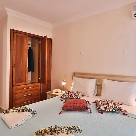 Apartamento Paradise 3 *